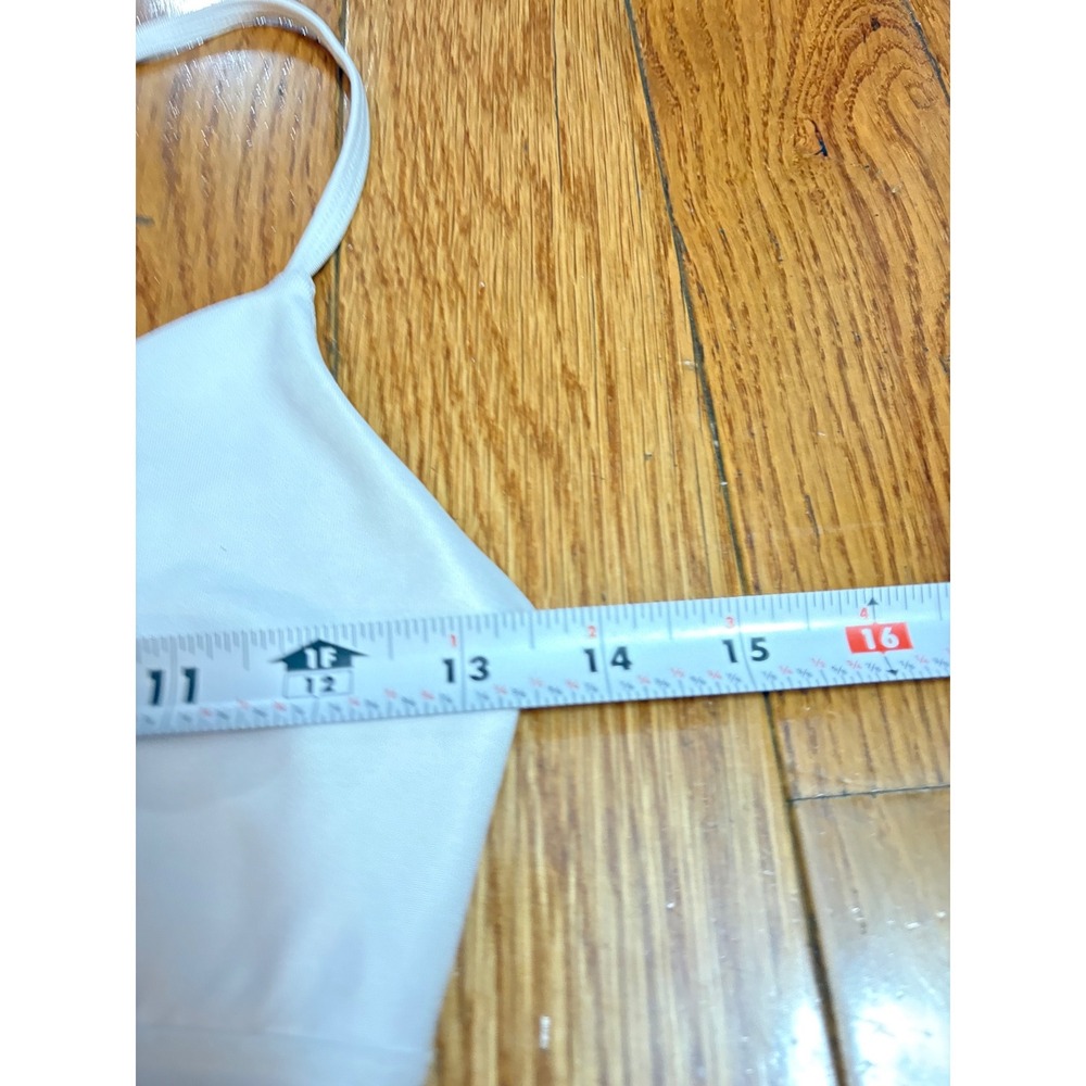 Alo Yoga women's White Strappy Back V Neck Sports Bra Size small S  W9078R - Picture 4 of 7